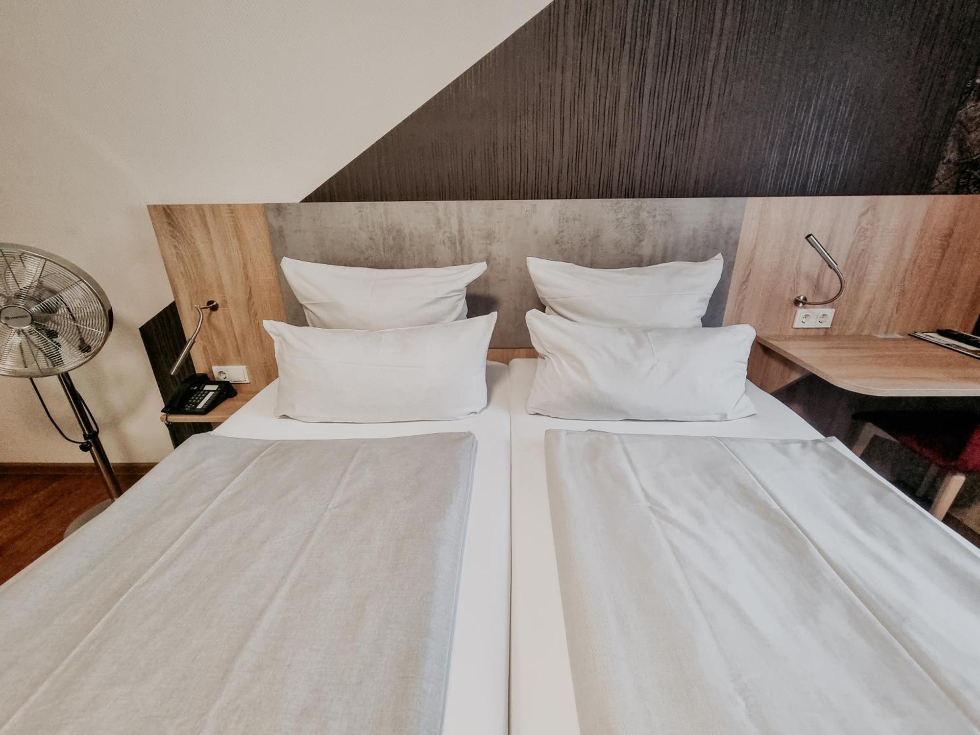 Hotel Estricher Hof เทรียร์ ภายนอก รูปภาพ